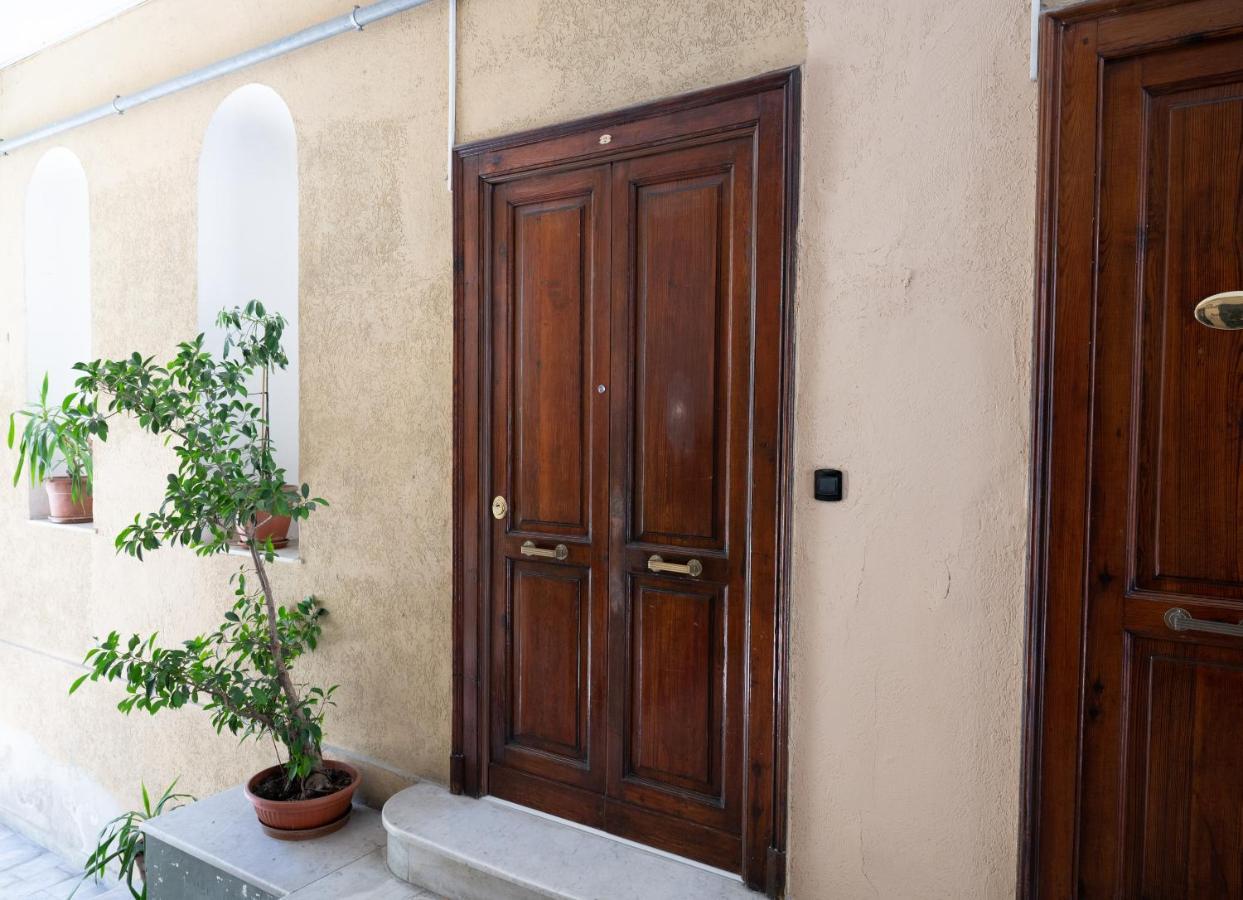 Spera * Naples